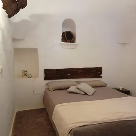 Trullo Nonno Marco 2.0 * Cisternino